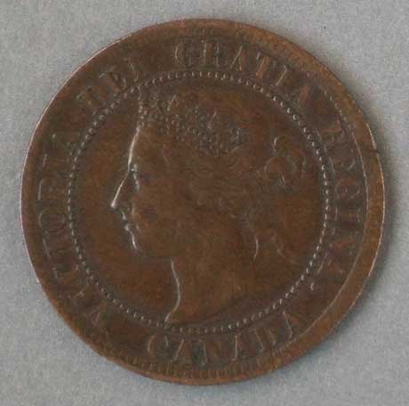 Color photo: Direct view of 1895 Canada large cent