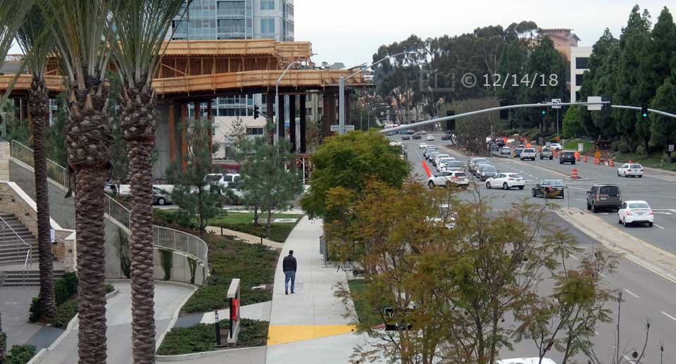 Color photo: West looking view from La Jolla Village Dr pedestrian bridge - Embedded text: 12/14/18