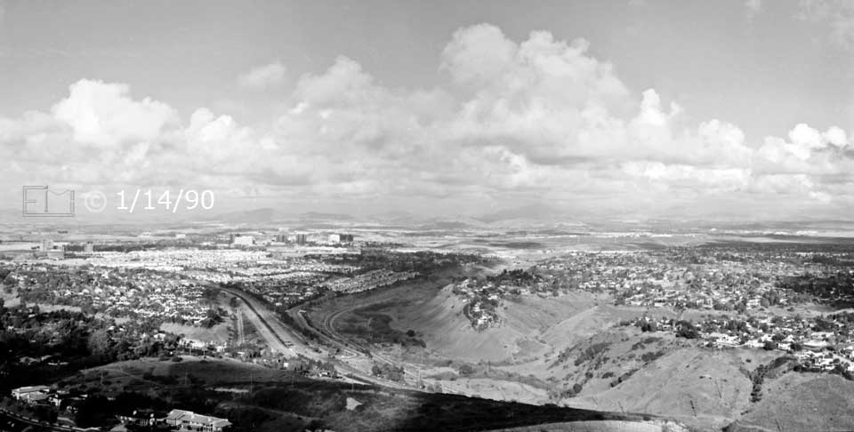 B/W photo: Wide view from atop Mt. Soledad (NE? view) - Embedded text: 1/14/90