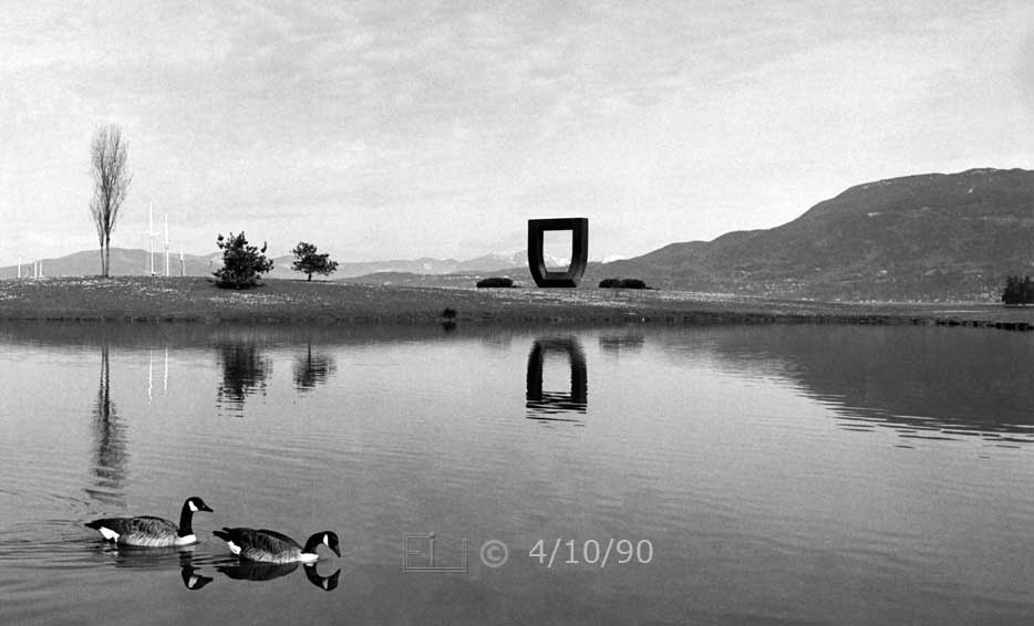 B/W photo: A panoramic view of North Vancouver from Stanley Park - Embedded text: 4/10/90